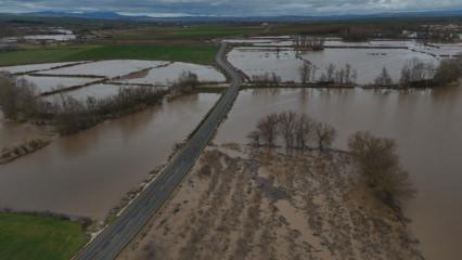 Bu kez de tarım arazileri sular altında kaldı! Tunca Nehri alarm veriyor