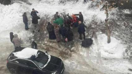 Kar k&uuml;tlesinin altında kalan kadın hayatını kaybetti