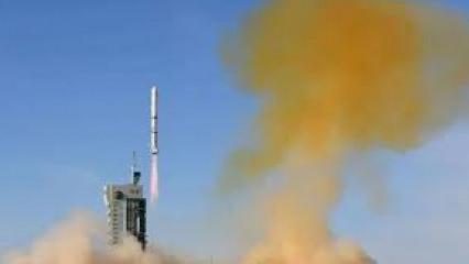 Cezayir'den uydu hamlesi:  Dikkat &ccedil;eken Pekin desteği! 