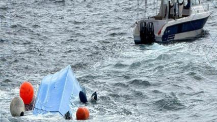 Fransız turistleri taşıyan tekne Umman'da alabora oldu