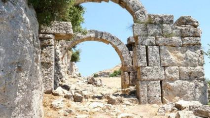 Burdur&rsquo;da m&uuml;ze ve &ouml;ren yerlerine yoğun ilgi: 2025&rsquo;te doldu taştı!