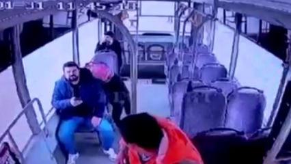 Otob&uuml;ste korku dolu anlar: Bir anda yere yığıldı, acı şekilde &ouml;ld&uuml;