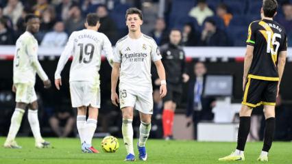 Real Madrid k&uuml;me d&uuml;şme hattındaki rakibini 90+10'da penaltıyla yıktı