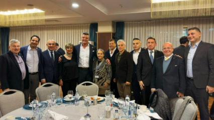 Sadettin Saran y&ouml;netim kurulu &uuml;yeleriyle toplandı! 'Tek hedefimiz şampiyonluk'