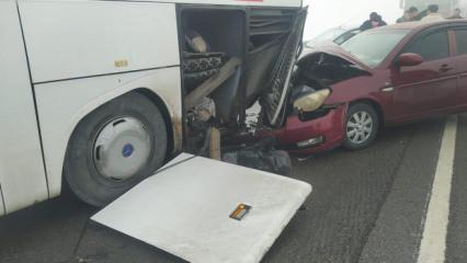  Sivas'ta yolcu otob&uuml;s&uuml; zincirleme trafik kazasına karıştı