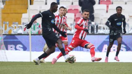 Tartışmalı karar sonrası 2 hakem istifa etti: Başkan canlı yayında duyurdu