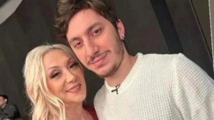 S&ouml;ylediği s&ouml;zler karşısında &ouml;fkeden deliye d&ouml;nd&uuml;