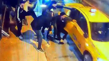 Avcılar'da takside beş kişi kavgası: Şof&ouml;r&uuml; darp edip aracını par&ccedil;aladı