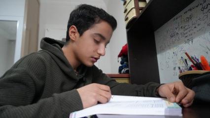 Depremde t&uuml;m ailesini kaybeden H&uuml;seyin, o g&uuml;n&uuml; anlattı 