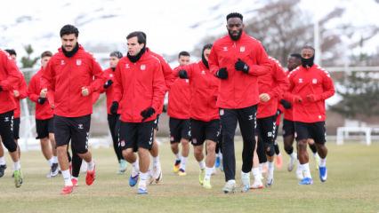 Sivasspor'da, Sarıyer ma&ccedil;ı hazırlıkları başladı