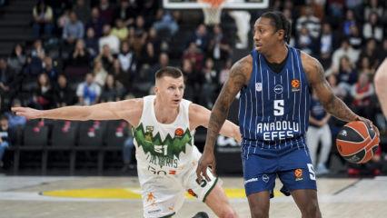 Anadolu Efes evinde 10 sayıyla kazandı