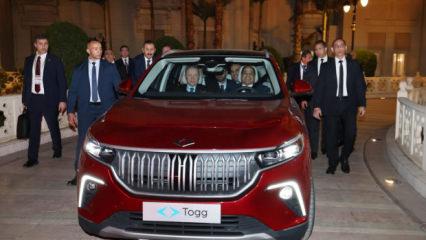 Cumhurbaşkanı Erdoğan, Mısır Devlet Başkanı Sisi'ye Togg hediye etti