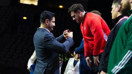 'Doping' iftirası atılan Rıza Kayaalp cevabı minderde verdi: Altın madalya kazandı