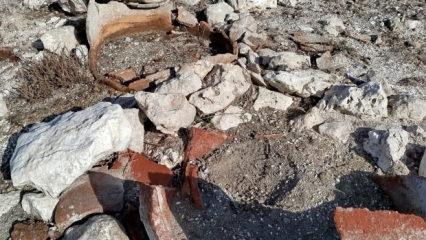 Isparta'da g&ouml;l &ccedil;ekildi, k&uuml;pler ortaya &ccedil;ıktı! İ&ccedil;inden &ccedil;ıkanlar şaşkına &ccedil;evirdi