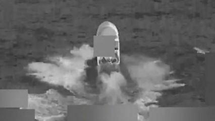 ABD ordusu Pasifik'te gemi vurdu