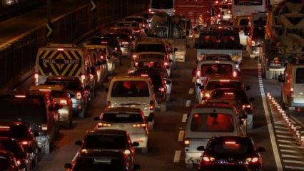 İstanbul'da trafik yoğunluğu y&uuml;zde 90'a ulaştı