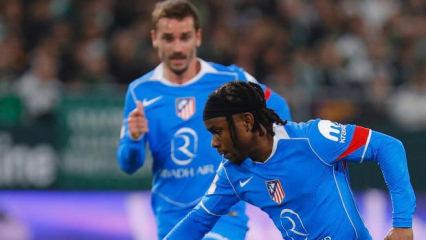 Ka&ccedil;an balık b&uuml;y&uuml;k oldu! Lookman, Atletico Madrid'le ilk ma&ccedil;ında şov yaptı