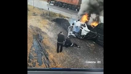 Kaza sonrası &Ccedil;inli otomobil devi gizli kapı kollarına yasak getirdi