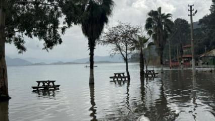 K&ouml;yceğiz'de 2 bin yıllık kaplıcalar sular altında kaldı