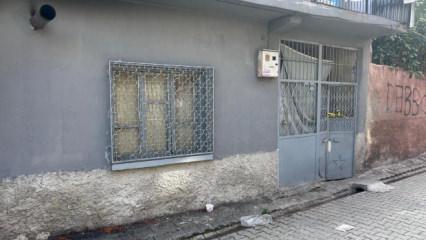 Eşini bı&ccedil;aklayarak &ouml;ld&uuml;rd&uuml;, cesedin başında ağlarken yakalandı