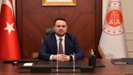 Akın G&uuml;rlek kimdir, aslen nerelidir, ka&ccedil; yaşındadır? Akın G&uuml;rlek'in eşi kimdir?