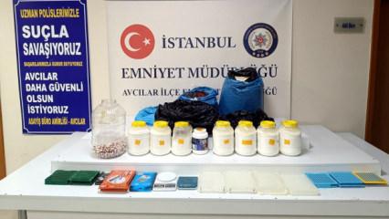 Avcılar'da 25 kilo uyuşturucu ve 2 bin hap ele ge&ccedil;irildi: 2 kişi tutuklandı