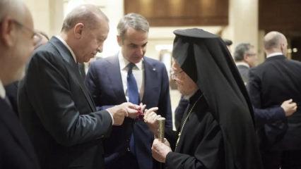 Erdoğan'ın hediye ettiği tespih Yunan basınında: "G&ouml;r&uuml;şmenin perde arkası"