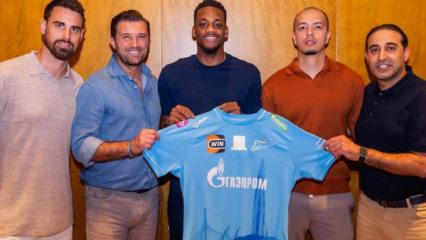 Fenerbah&ccedil;e'de Jhon Duran ayrılığı kesinleşti! İşte yeni adresi