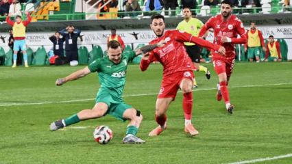 Heyecan son saniyeye kadar s&uuml;rd&uuml;! 7 goll&uuml; d&uuml;elloyu kazanıp yarıştan kopmadılar