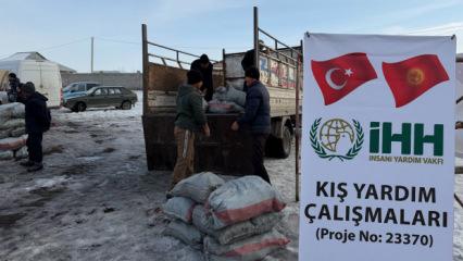 İHH, Kırgızistan ve Kazakistan&rsquo;da 480 ton k&ouml;m&uuml;r dağıttı