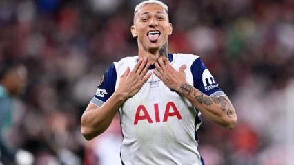 İngiliz devinden ayrılacak! D&uuml;nyaca &uuml;nl&uuml; forvet i&ccedil;in T&uuml;rkiye iddiası