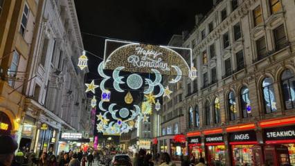 Londra'nın &uuml;nl&uuml; Coventry Caddesi, 4'&uuml;nc&uuml; kez ramazan i&ccedil;in s&uuml;slendi