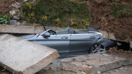 Sakarya'da korku dolu anlar! İstinat duvarı &ccedil;&ouml;kt&uuml;, 32 kişi tahliye edildi