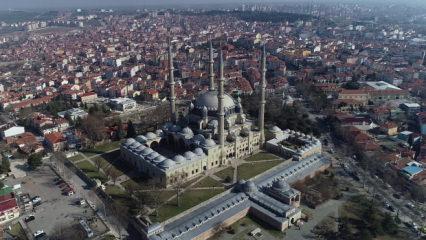 Selimiye Camii yıllar sonra ibadete a&ccedil;ılıyor