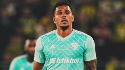 S&uuml;per Lig'de takımını takipten &ccedil;ıkan forvet kadro dışı bırakıldı