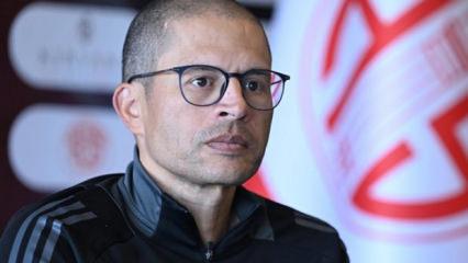 Alex de Souza 2. Lig ekibine imza attı! Kul&uuml;p resmen a&ccedil;ıkladı