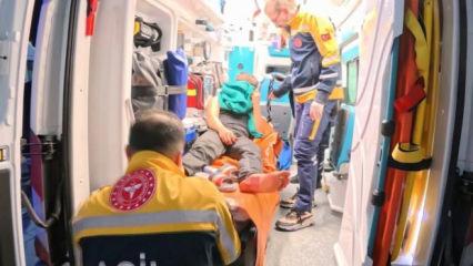 Arkadaşların bı&ccedil;aklı kavgası kanlı bitti: 1 yaralı