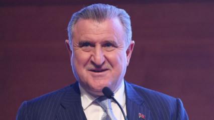 Bakan Bak: 2030&rsquo;a kadar 100 bin yapay zeka girişimcisi yetiştireceğiz