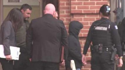 Doğum g&uuml;n&uuml; partisi kanlı bitti: 11 yaşındaki &ccedil;ocuk babasını vurdu!