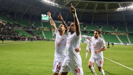 D&uuml;şme hattında umutlar azalıyor! Sahasında son dakikalarda yıkıldılar