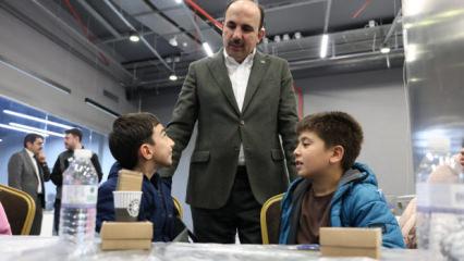 Başkan Altay, "Bilimle Keşfediyorum" projesinde &ouml;ğrencilerle buluştu