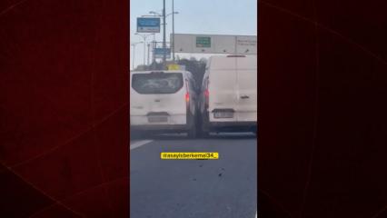 İstanbul trafiğinde maganda dehşeti: Yanındaki aracı bile bile bariyerlere sıkıştırdı!