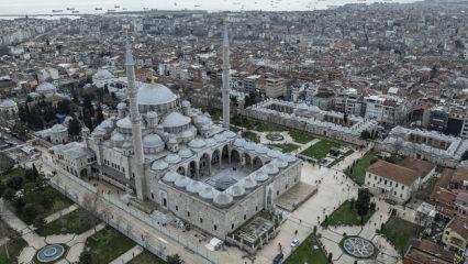 İstanbul&rsquo;un sil&uuml;etinde eşsiz bir Mimar Sinan şaheseri: S&uuml;leymaniye Camii