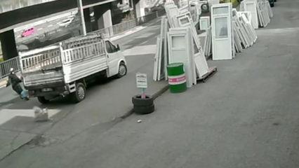 K&ouml;pekten ka&ccedil;arken otob&uuml;s&uuml;n altında kalan &uuml;niversiteli yaşam savaşı veriyor