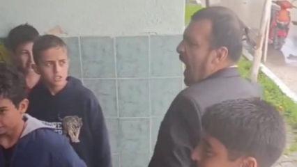 K&ouml;y okulu &ouml;ğretmeni Davinson Sanchez'in gol&uuml;n&uuml; b&ouml;yle anons etti