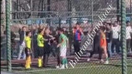 Malatya'da hakemin kafasına scooter attılar: Ma&ccedil; tatil edildi