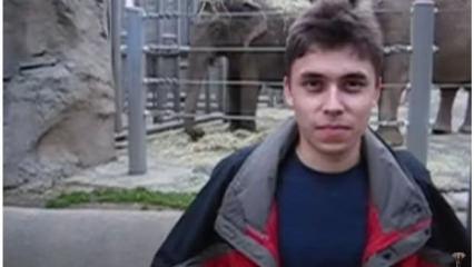 M&uuml;zelik eşya oldu! YouTube'a y&uuml;klenen ilk video satıldı!