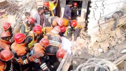 Pakistan&rsquo;da &uuml;&ccedil; katlı binada t&uuml;p patladı: 16 &ouml;l&uuml;, 14 yaralı