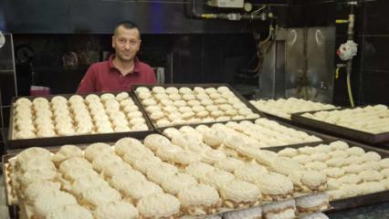 Ramazan'da yok satıyor! 'G&uuml;nde 2-3 saat uyuyup, 10 bin adet yapıyoruz'