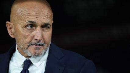 T&uuml;rk gazeteci Spaletti'yi &ccedil;ıldırttı: Salon buz kesti